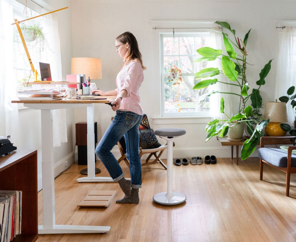 A sit stand desk